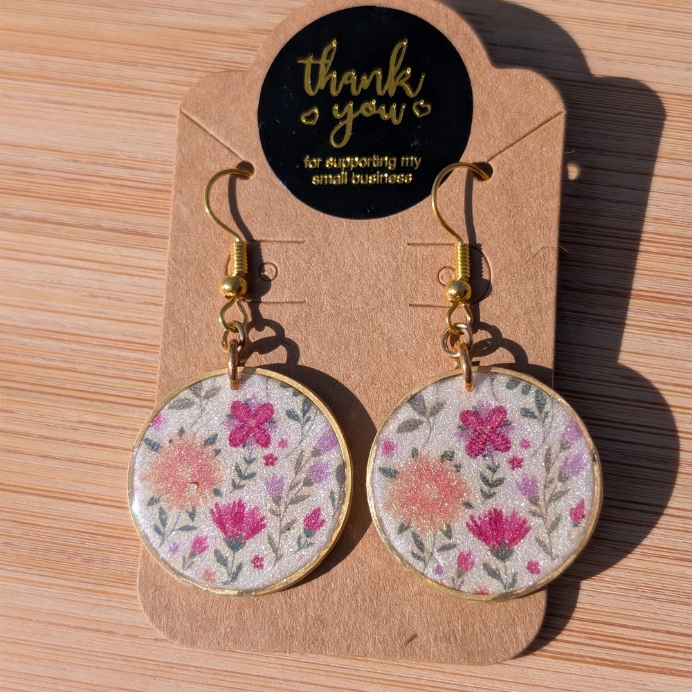 Gold and Pink Floral Earrings with Vintage Charm